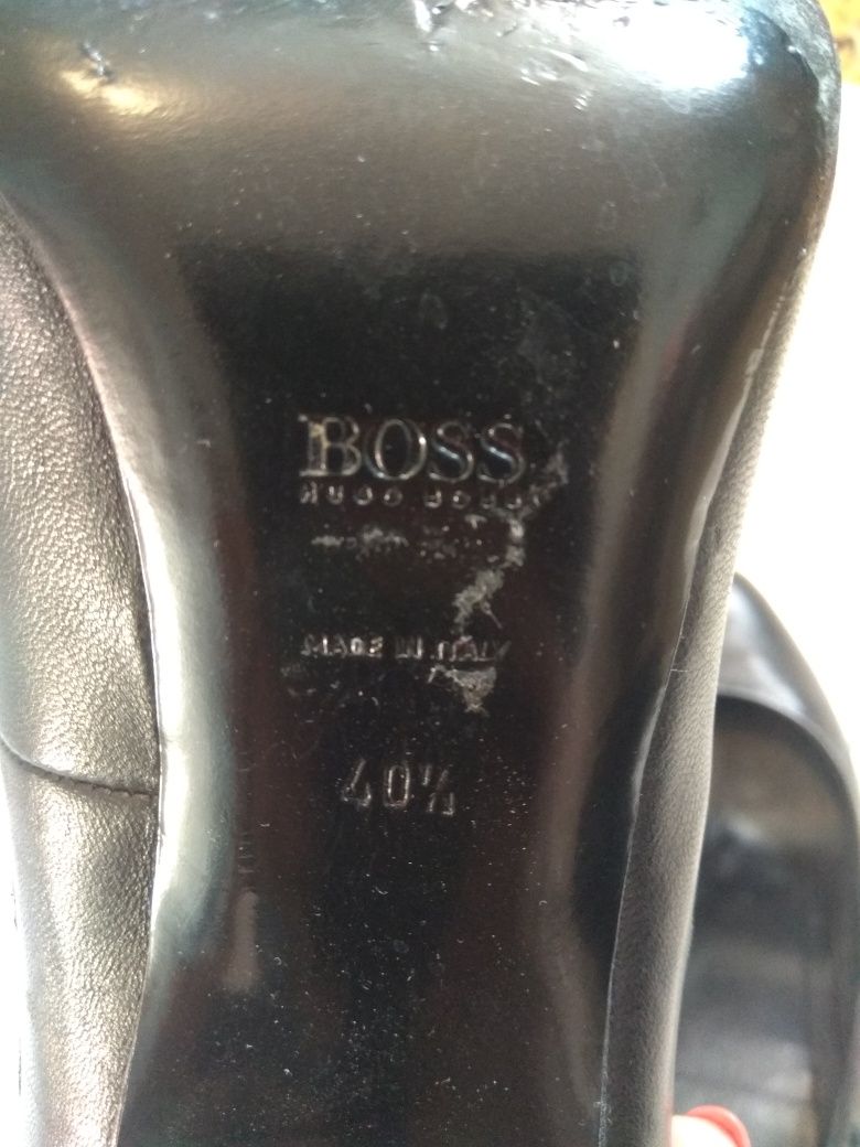 Туфлі Hugo Boss 40,5
