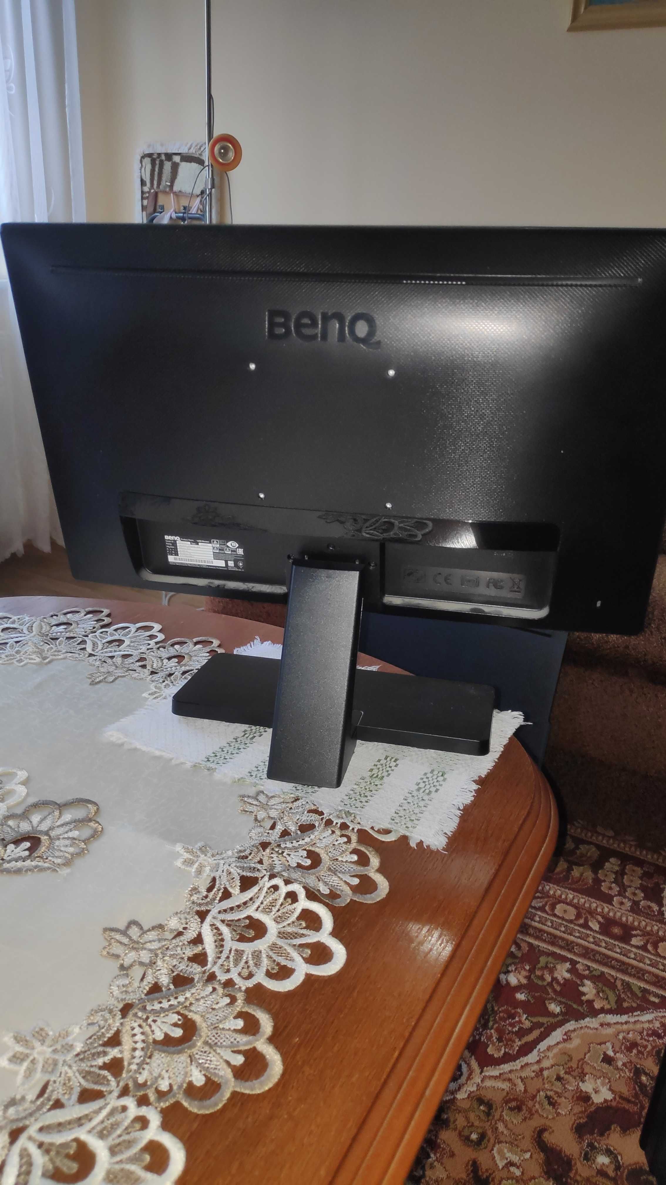 Komputer PC składany + Monitor BENQ