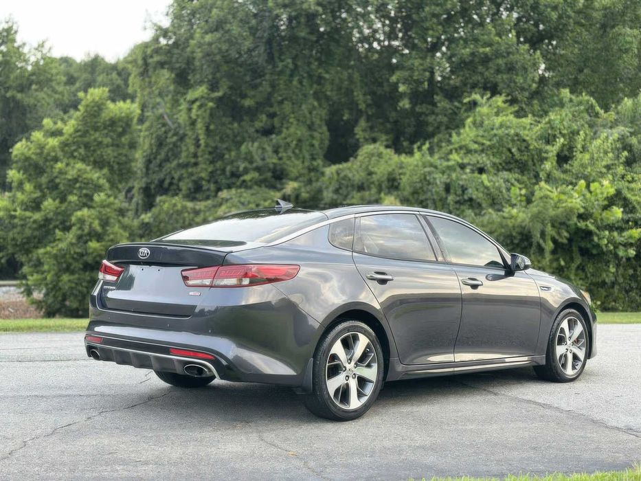 Kia Optima SX Turbo      2018