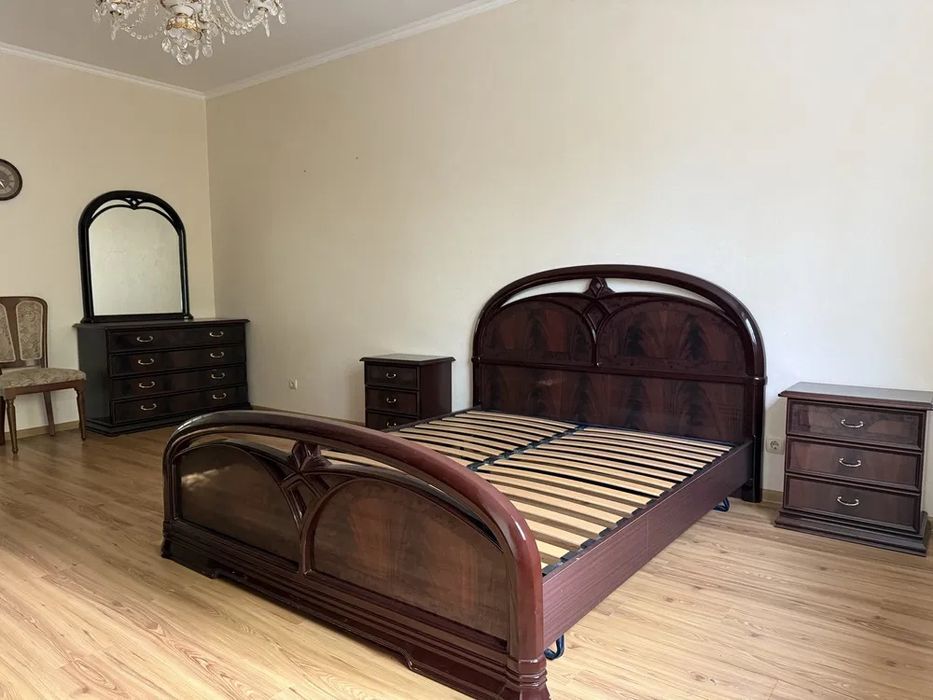 Будинок під Києвом поруч | 414м2| 24 сотки| Крюківщина поруч з ОЗЕРОМ