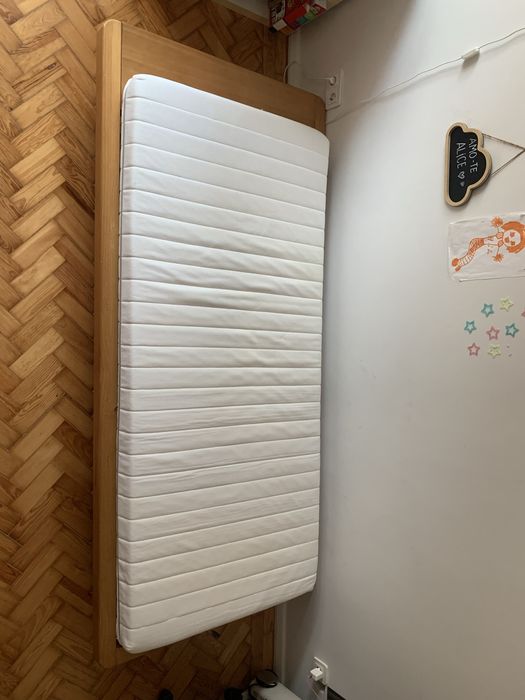 Cama solteiro madeira