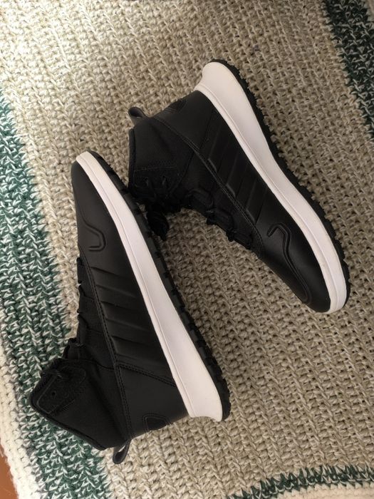 Кросівки / черевики Adidas, оригінал