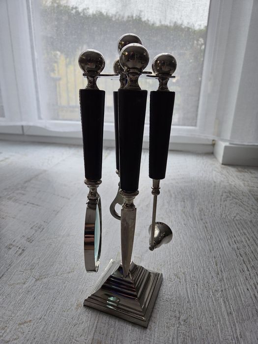 Zestaw biurkowy z lupą firmy Vox - rekojeść ze  skóry