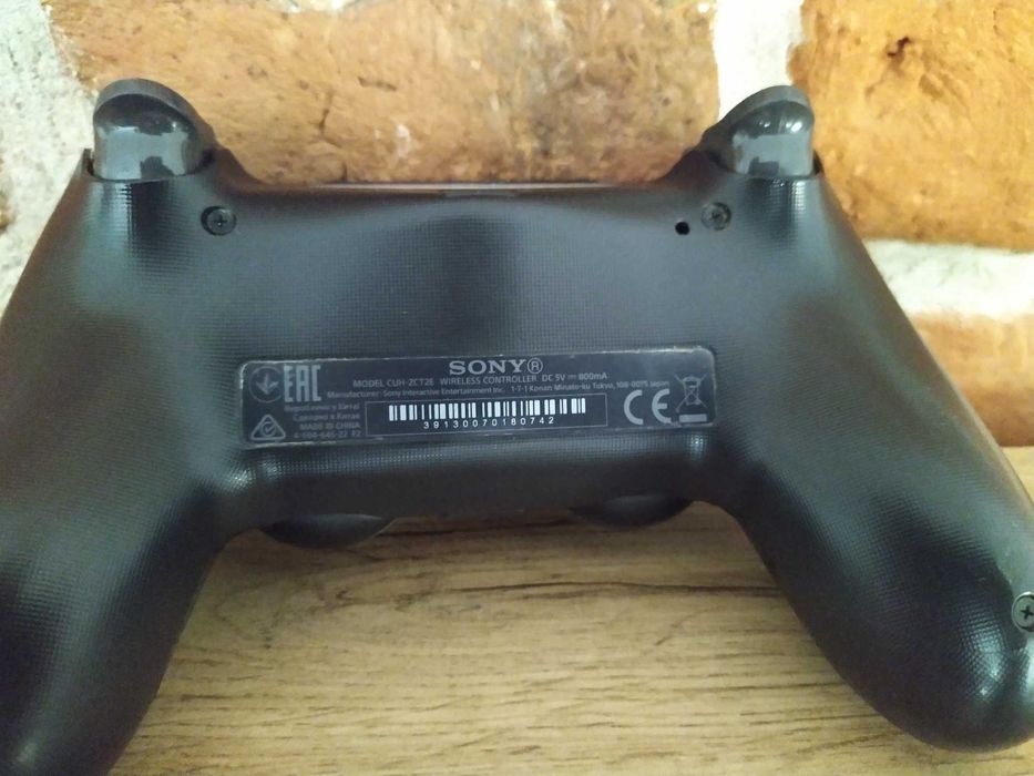 Pad dualshock do PS4 czarny, oryginalne - 2 sztuki w cenie jednego
