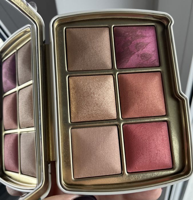 Nowa paleta hourglass swan łabędź 2025 limitowana do twarzy makijaż