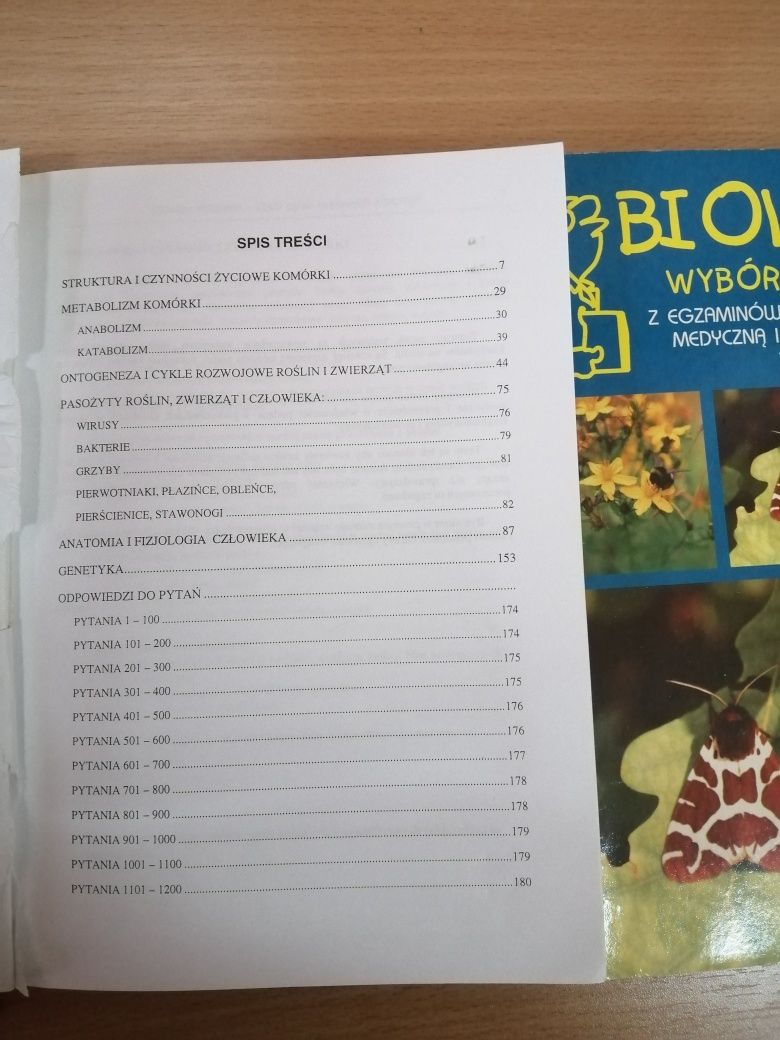 Biologia wybór testów tom I i II zbiór pytań Hartwich