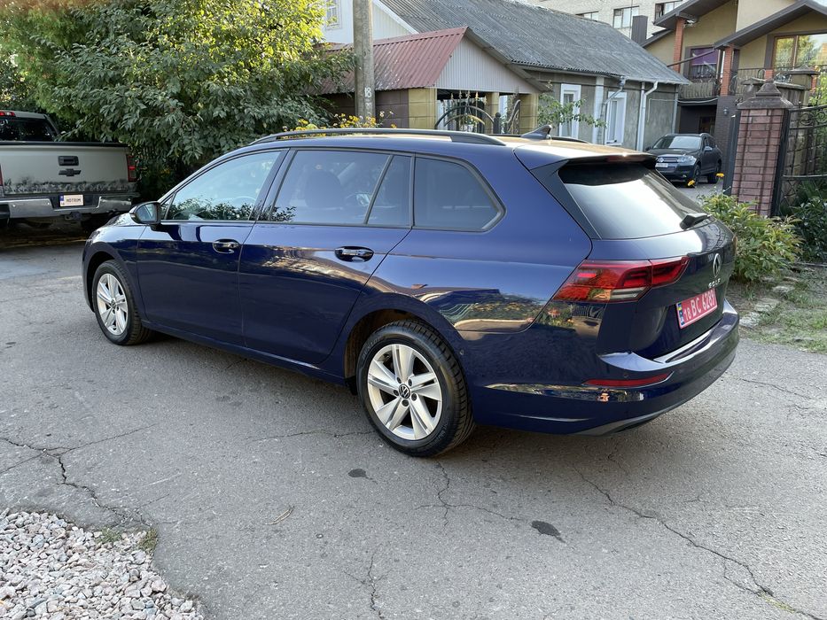 VW Golf 8 /2.0 дизель/