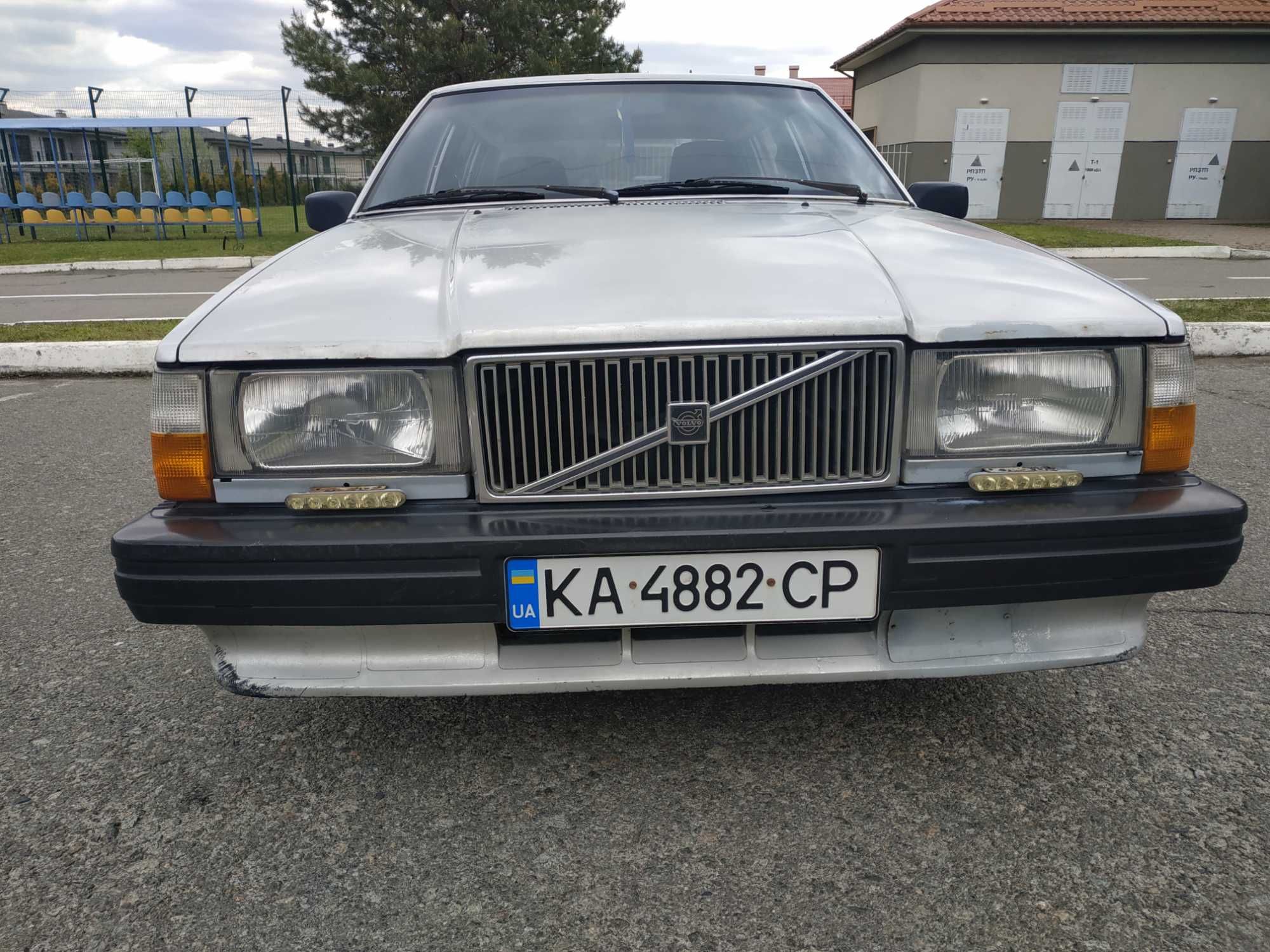 Продам Volvo 740