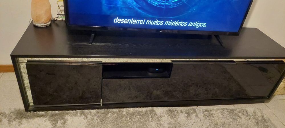 Sala de estar em lacado alto brilho