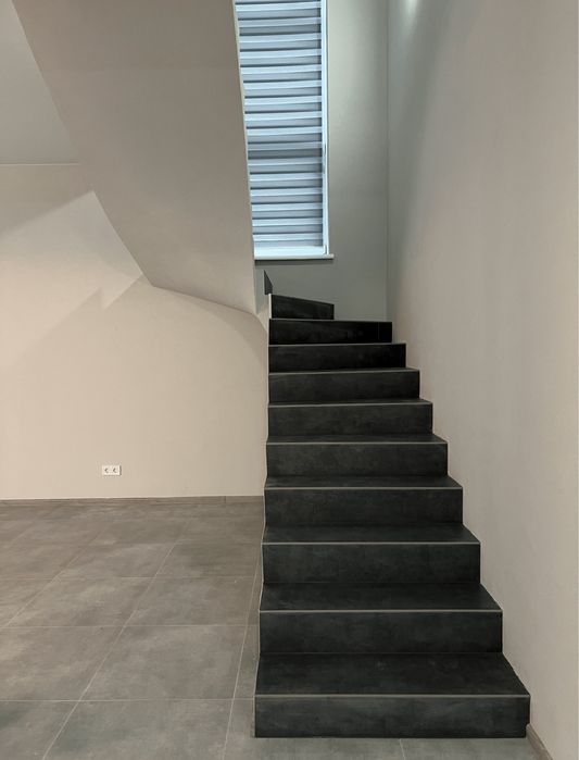 Котедж на Щасливому з великою ділянкою 4.7 сотки!