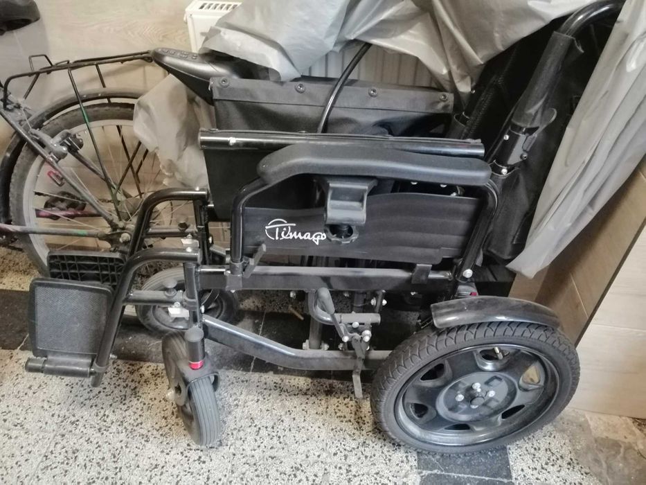 Wózek inwalidzki elektryczny Timago.