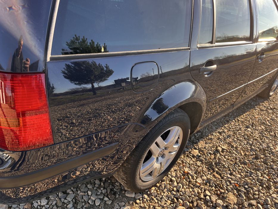 Golf 4.               .