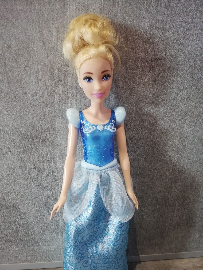 Lalka Barbie Kopciuszek Disney Mattel