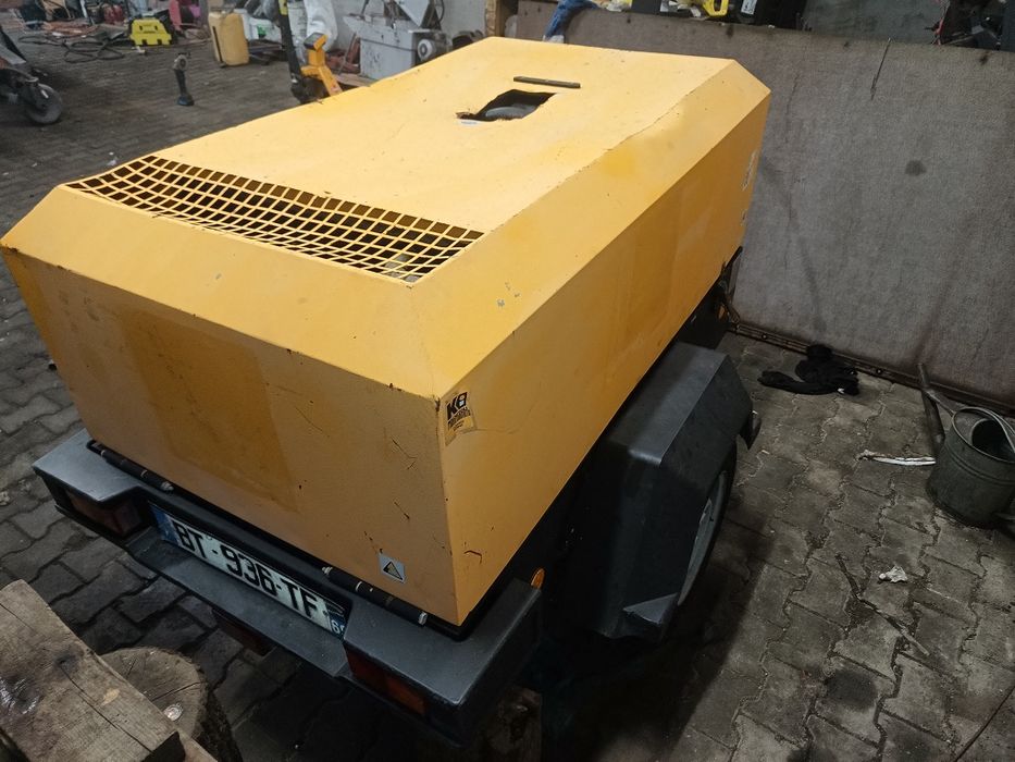 Kompresor sprężarka śrubowy Doosan  731