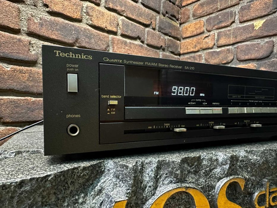 Amplituner Technics SA-210