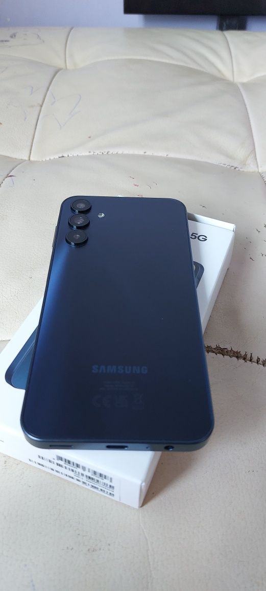 Samsung A15 5G dual sim j.nowy ram4/128rom blue black w100%sprawny
