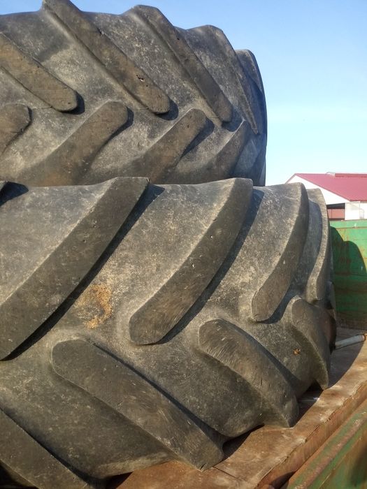 Opony 650/65 r42, 560/65 r30. Michelin multibib