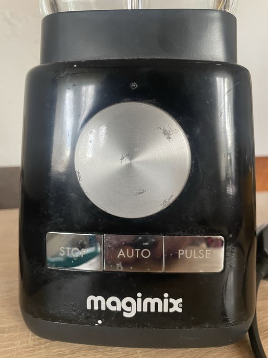 Продам потужний блендер в гарному стані