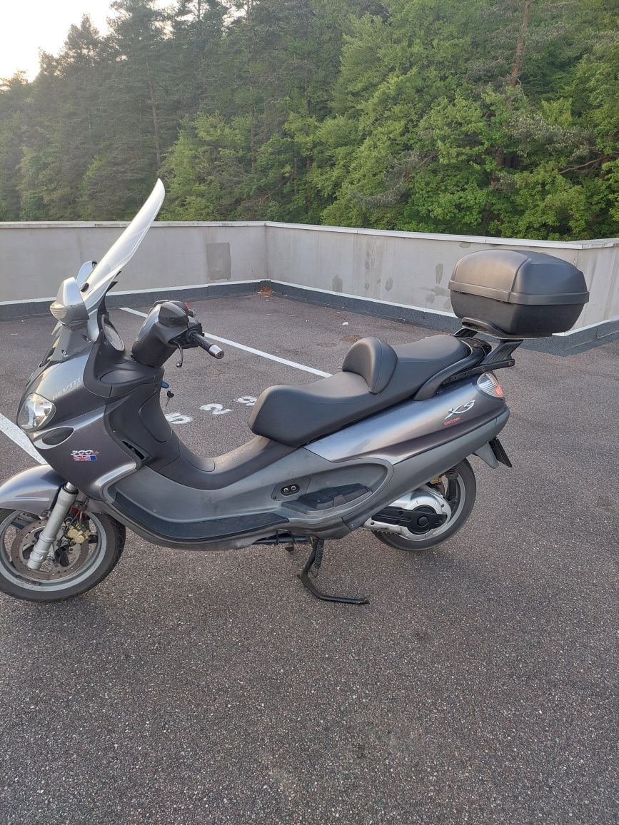 Piaggio x9 500  04r