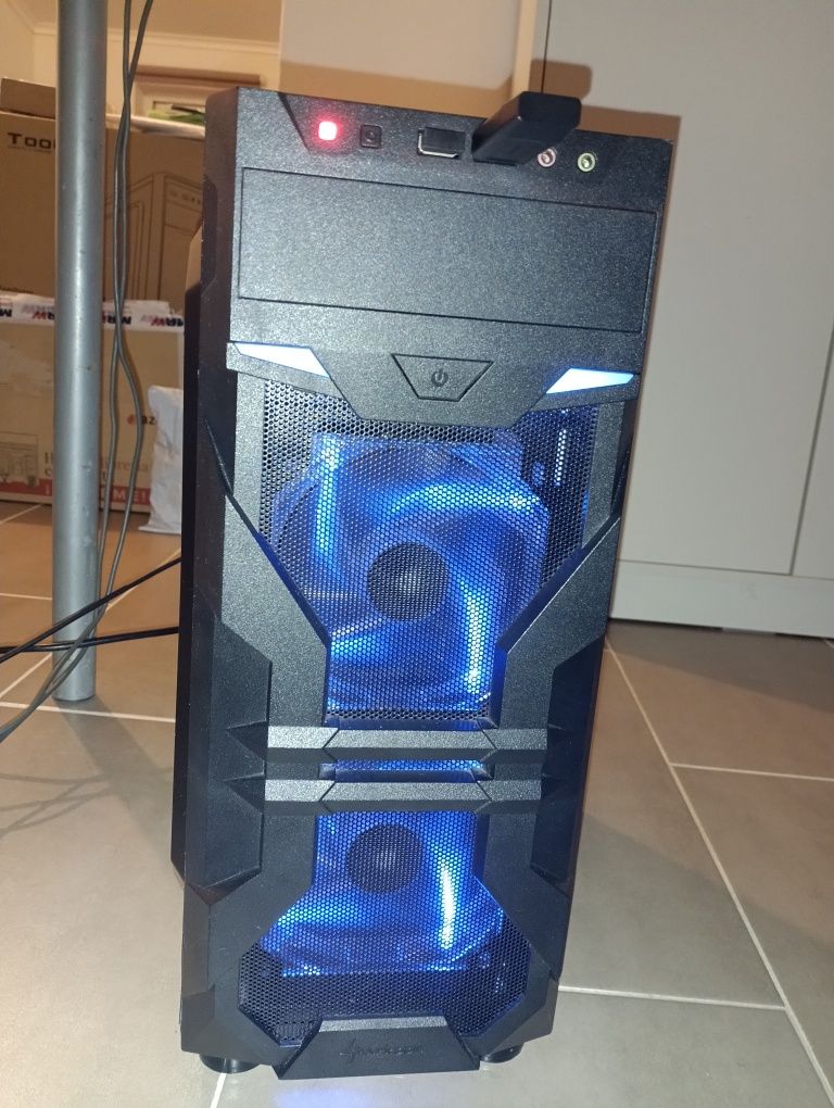 PC gamer Ryzen 5 com RX 580