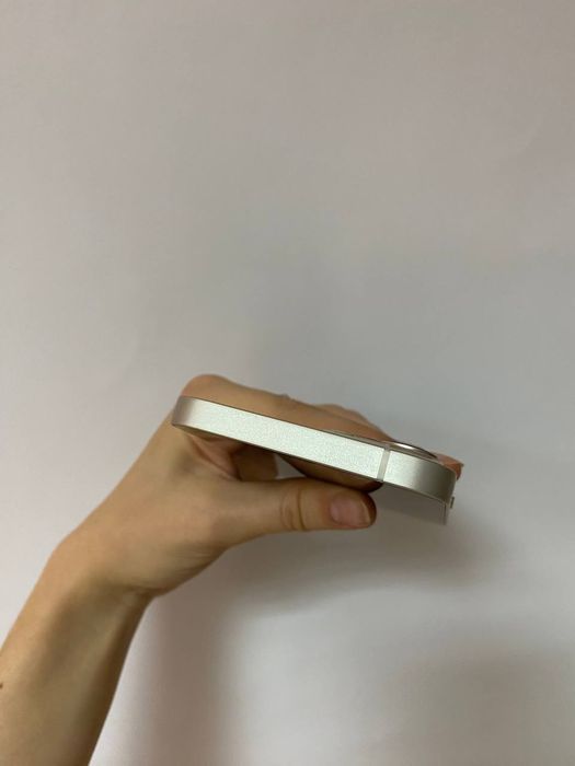 iPhone 13 128 | 256 GB + AirPods у подарунок