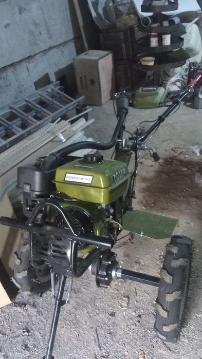 Продам Мотоблок  Dozer G7-2BT (3+1)