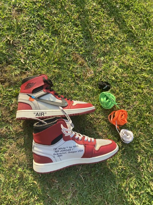 Air Jordan 1 “Chicago” Off White - Tamanho 42
