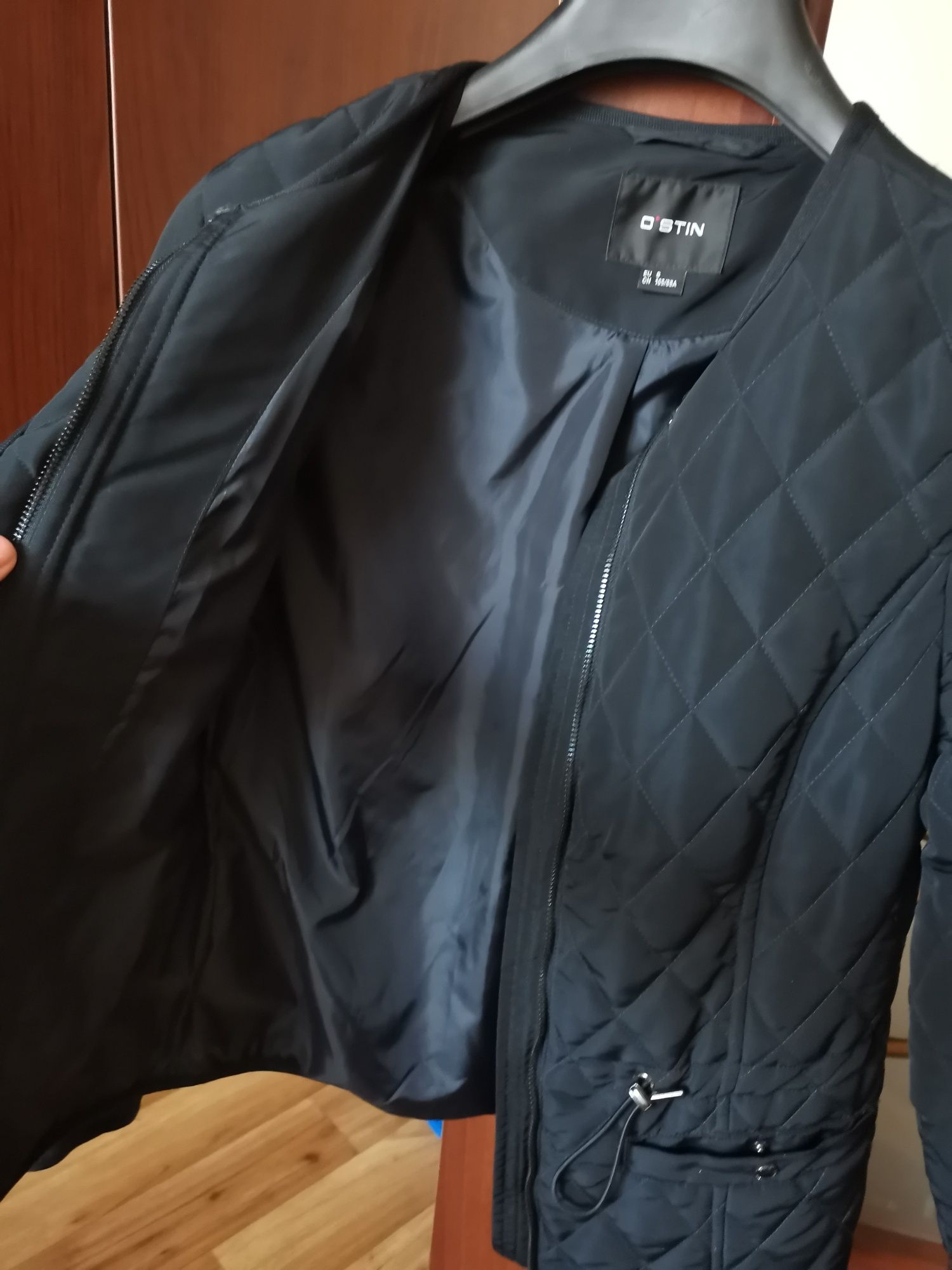 Весняна жіноча курточка демісезонна куртка  ostin розмір С
