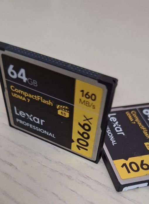Карта памяти Lexar 64GB і 3шт SDXC 64