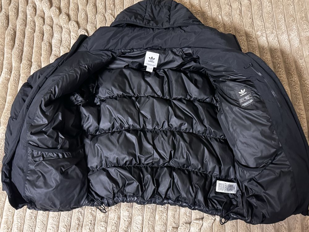 Чоловіча куртка/пуховик Adidas Adicolor Down Regen Hooded Puffer L