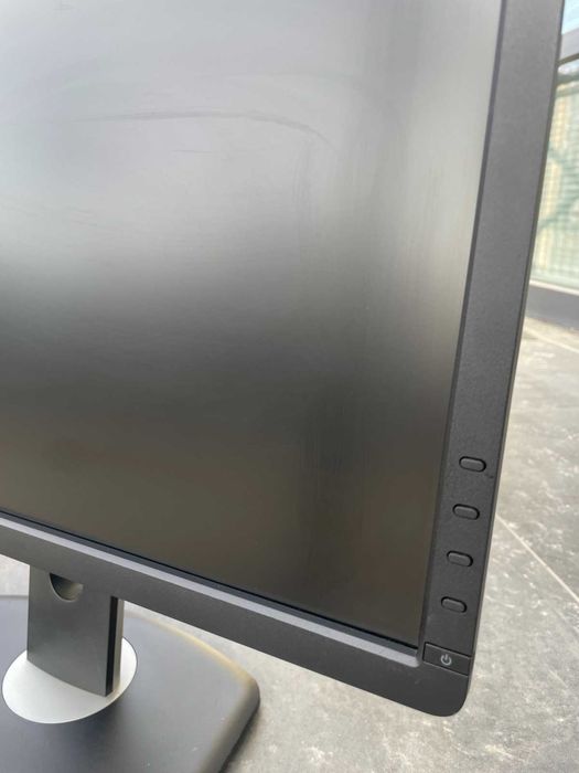 Dell U2412Mb 24 дюйми ідеальний для офісу та дому є 60 шт