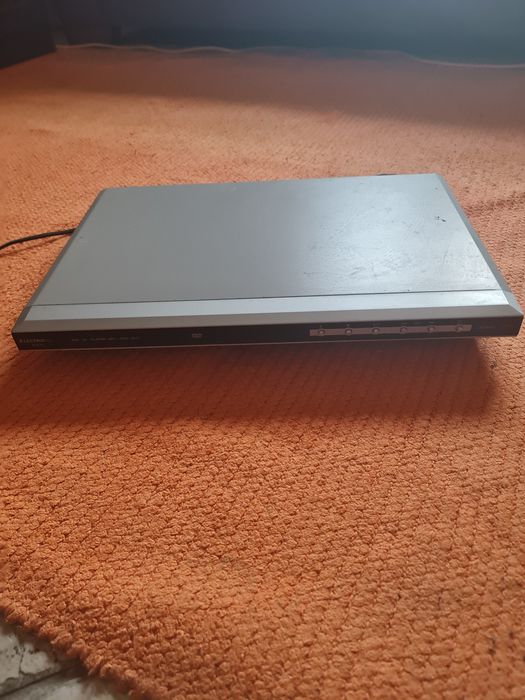 Leitor DVD impecável