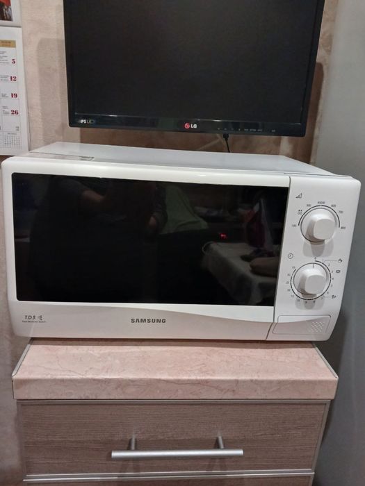 Микроволновка Samsung