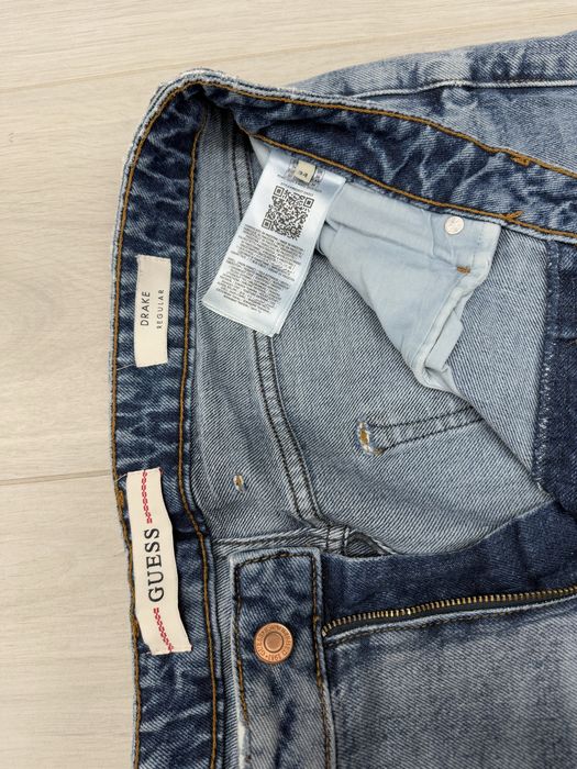 Продам джинсы Guess