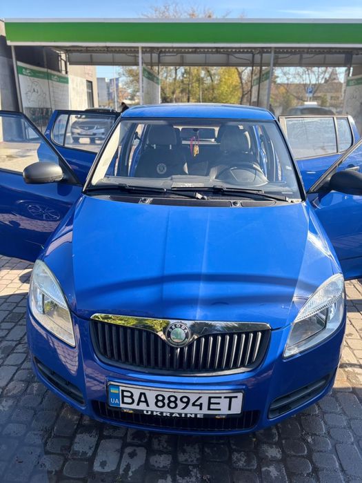 Продам skoda fabia 2009