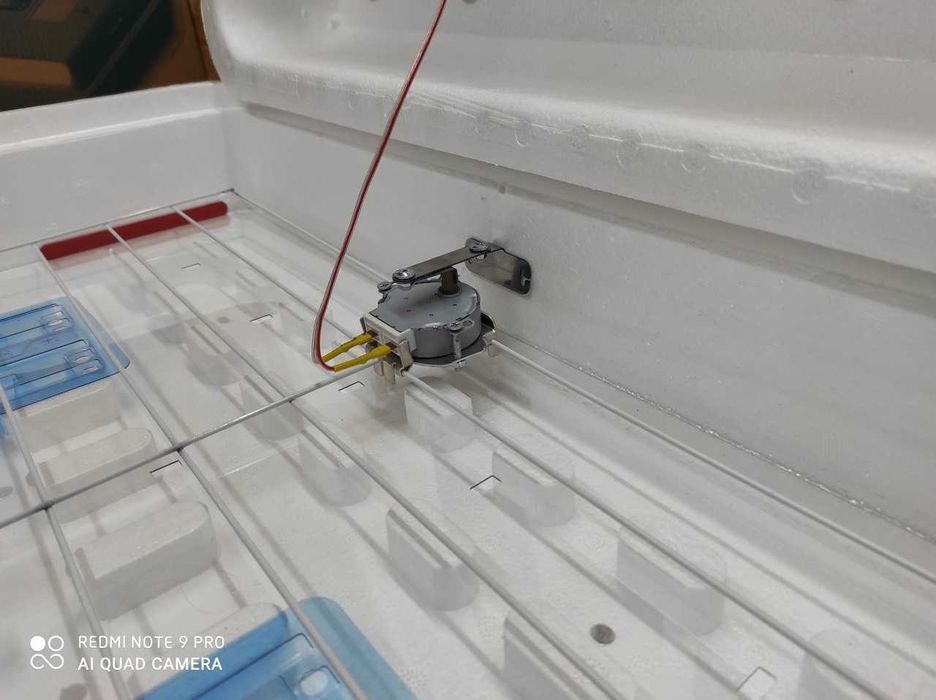 на 120яєць З автопереворотом Інкубатор инкубатор автоматичний Рябушка