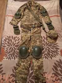 Комплект военной пиксельной одежды(плитоноска)