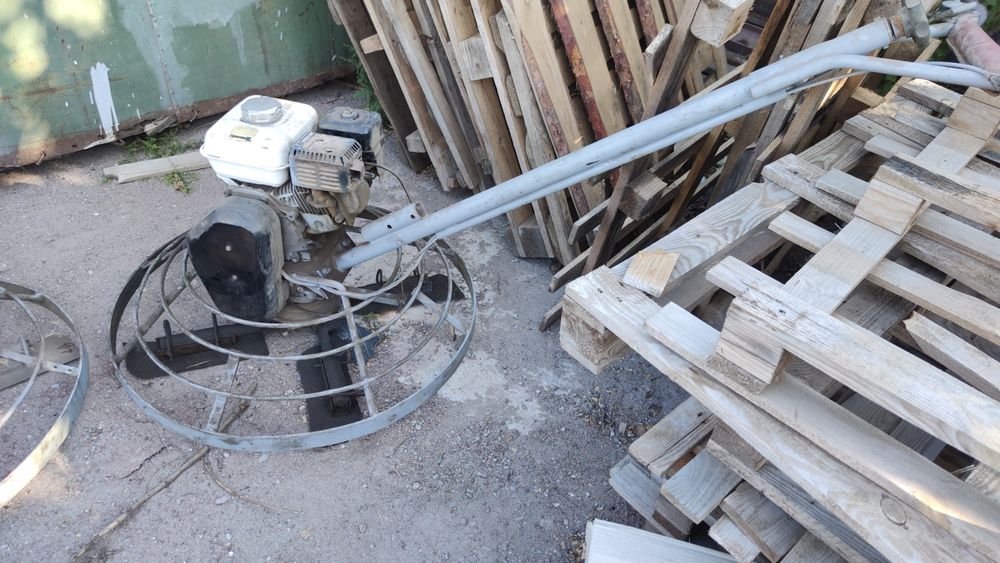 Аренда.Прокат Затирочных машин по бетону.Вертолет.