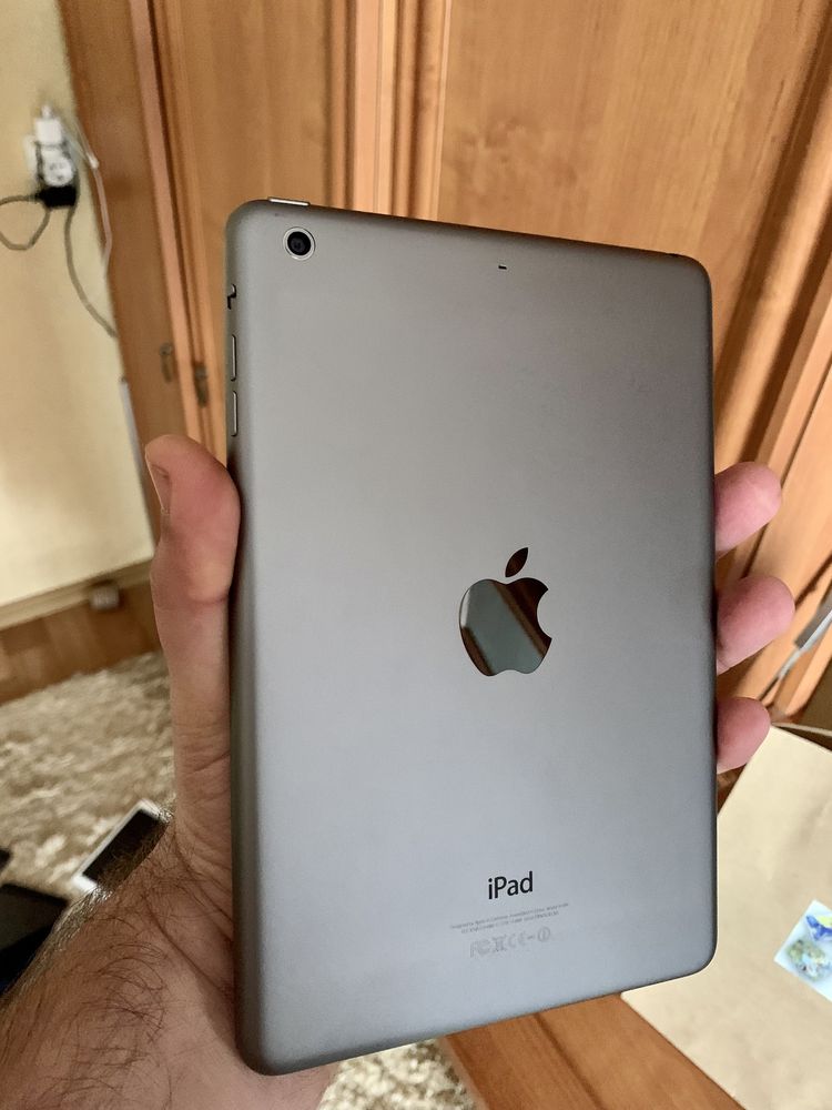 Планшет для детей Apple iPad mini 2