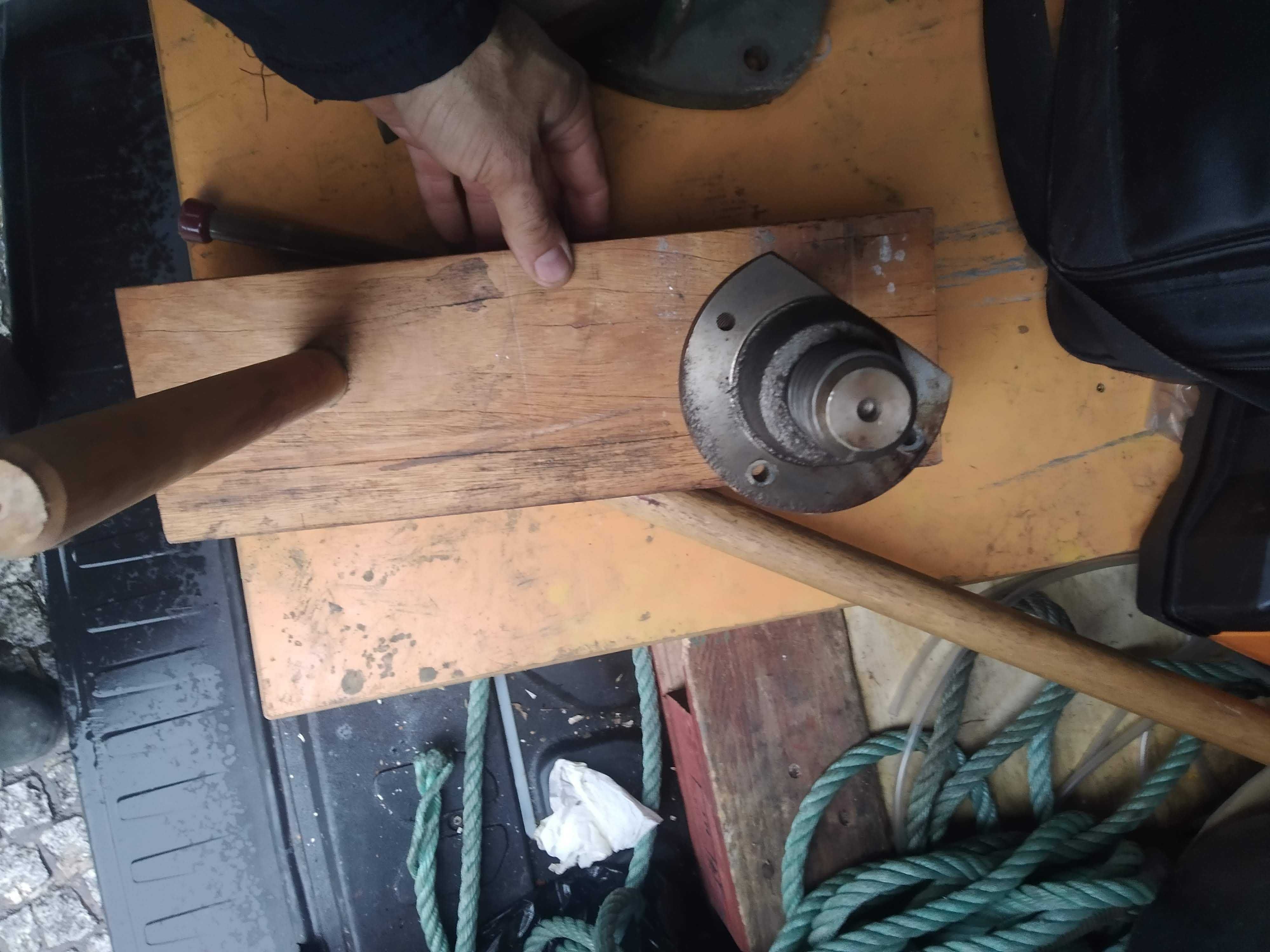 Torno em madeira maciça para marcenaria