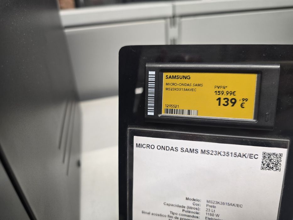 Microondas com grelhador cozinha