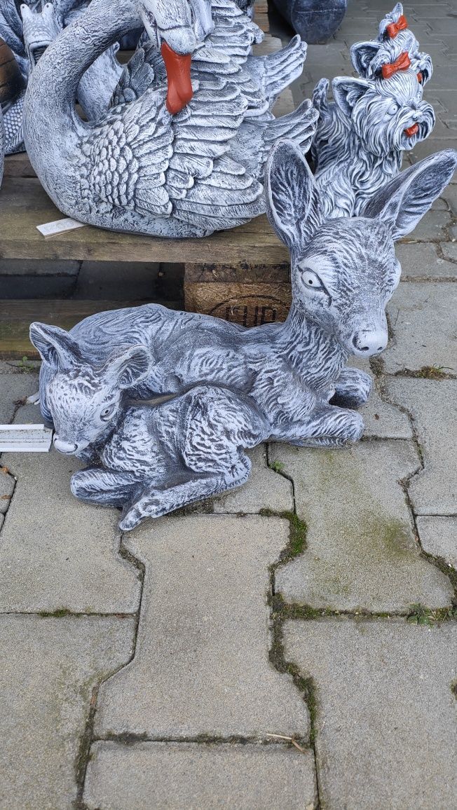 Betonowa figura ogrodowa sarna jeleń sarenka sarenki jelenie