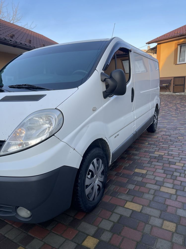 Renault Trafic 2.0 2011