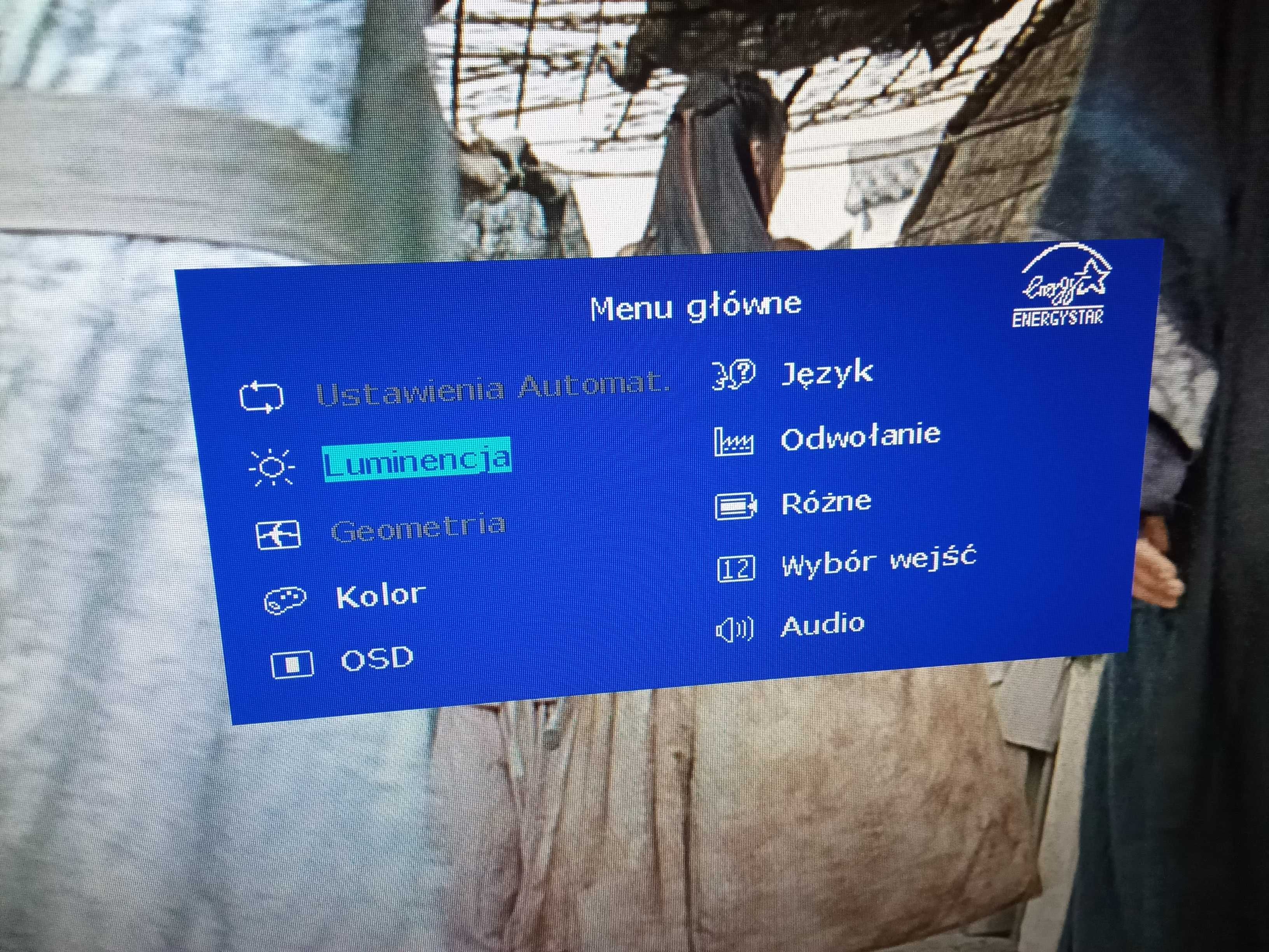 IIYAMA ProLite E2208HDS Monitor