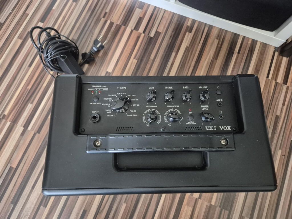 Wzmacniacz gitarowy Vox vx1