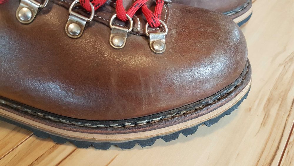 Buty trekkingowe górskie skóra Volkl j. Meindl Lowa Hanwag  43-44 w 28