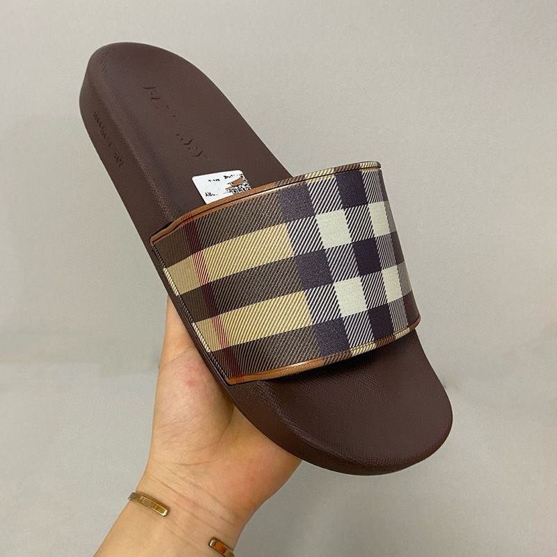 Тапочки барбері/Burberry slippers