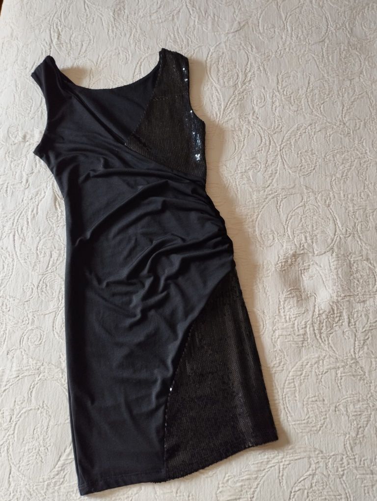 Vendo vestido preto