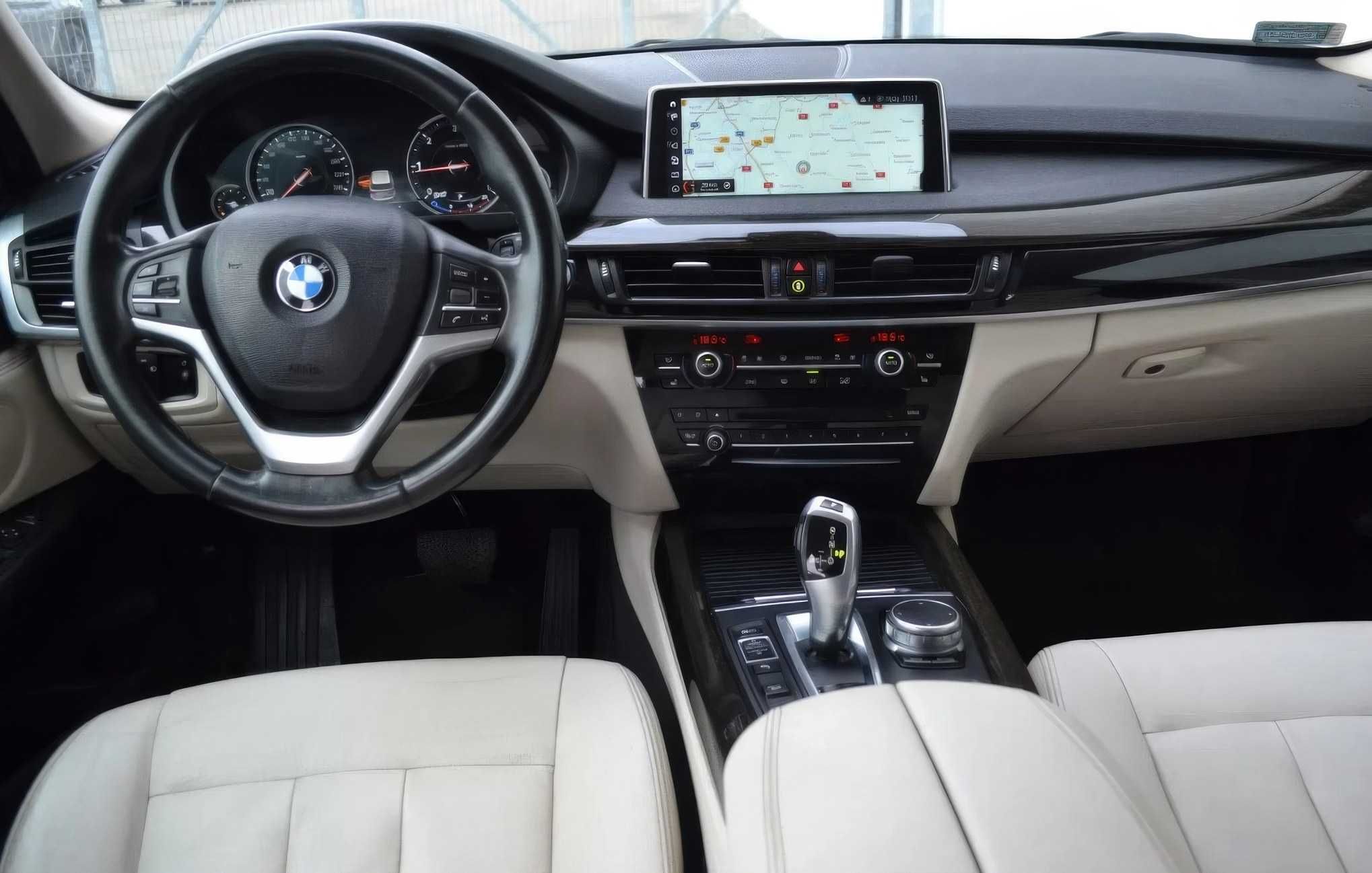 BMW     X5  2018