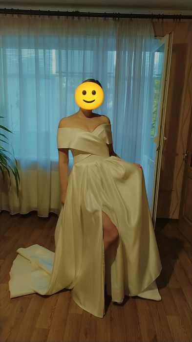 Свадебное платье . Атлас